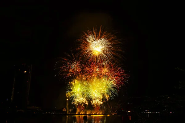 Feliz Ano Novo 2019 Fogos Artifício Coloridos Cidade — Fotografia de Stock