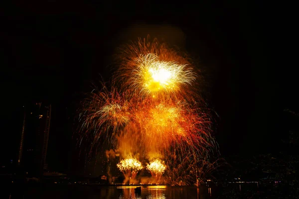 Feliz Ano Novo 2019 Fogos Artifício Coloridos Cidade — Fotografia de Stock