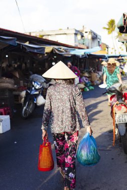 Hoi An, Quang Nam, Vietnam, 20 Eylül 2018: Hoi Merkezi Pazar satışı için renkli sebze An, Vietnam