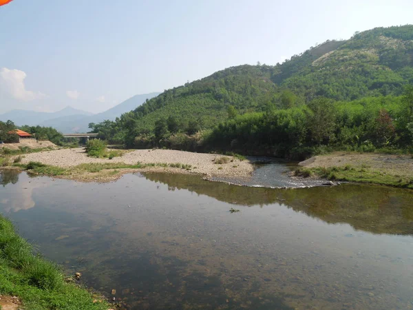 Rivière Tropicale Dans Les Montagnes Vietnam — Photo