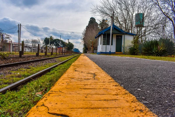 köyde tren rayları