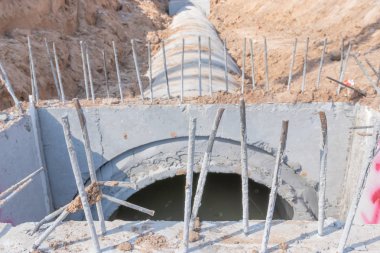Şantiyede Beton Drenaj Borusu, Beton drenajı