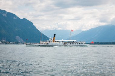 Geleneksel yolcu sandalının adı Italie.