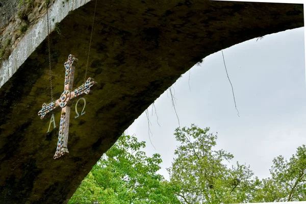 Cangas de Onis Köprüsü'nün çaprazı, Asturias İspanya