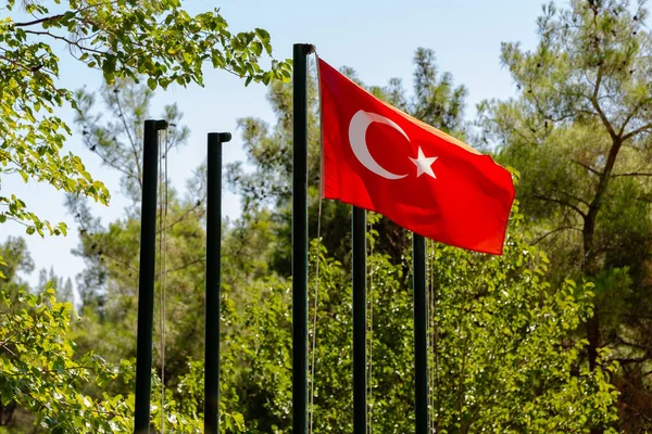 Nationalflagge Der Türkei Gegen Den Himmel — Stockfoto