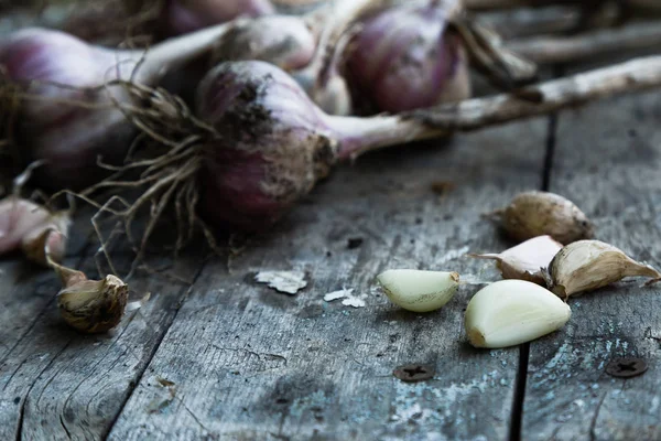 Garlic bulbs and garlic cloves