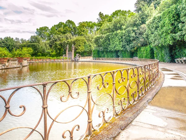 Lake Park w Ogrodów Boboli, Florencja, Włochy. — Zdjęcie stockowe