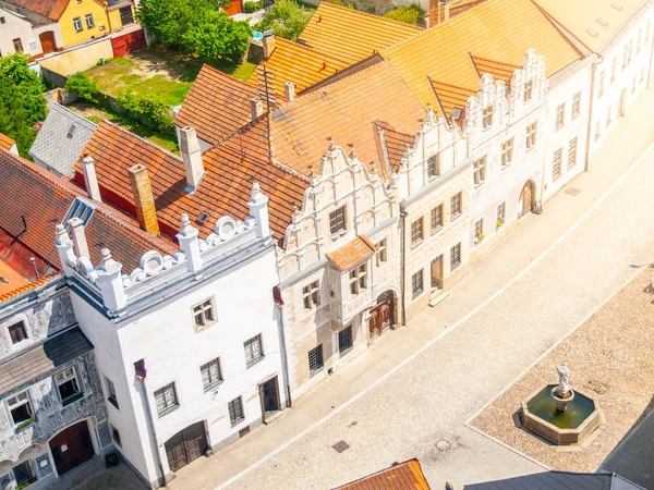 Luchtfoto van Renaissance huizen in Slavonice, Tsjechië — Stockfoto