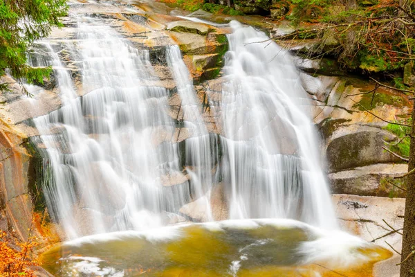 Mumlava waterfall in autumn, Harrachov, Giant Mountains, Krkonose National Park, Czech Republic. — Stock Photo, Image