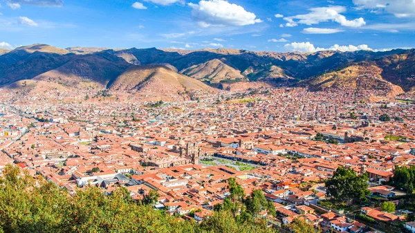 库斯科城市景观鸟图与阿尔马斯广场, 秘鲁, 南美洲 — 图库照片