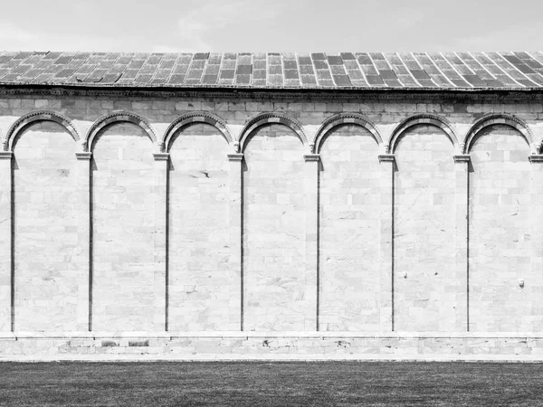 Μαρμάρινο τοίχο του Monumental Cemetery Πίζα, Τοσκάνη, Ιταλία — Φωτογραφία Αρχείου
