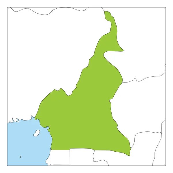 Mapa de Camerún verde resaltado con los países vecinos — Vector de stock