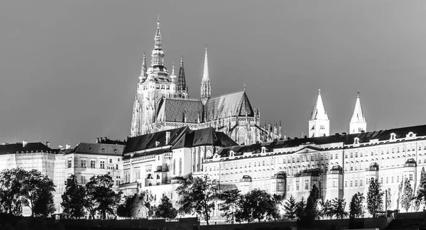 Castillo de Praga al atardecer, Praga, República Checa —  Fotos de Stock