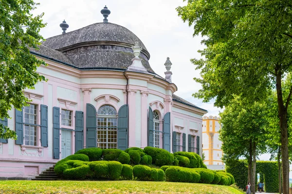 Pabellón barroco en Melk Abbey Garden, Melk, Austria — Foto de Stock