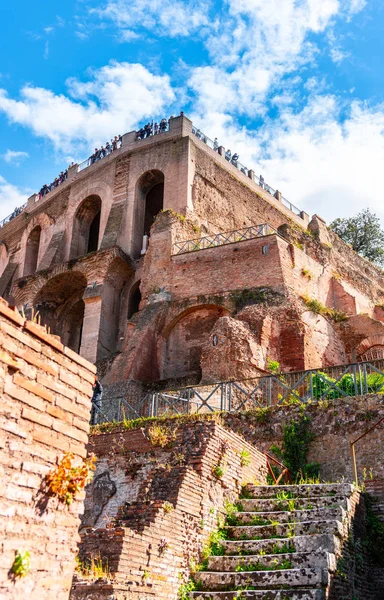 Palatine tepesi 'nde Teras. Roman Forumu en iyi gözcü noktası, Roma Italya — Stok fotoğraf