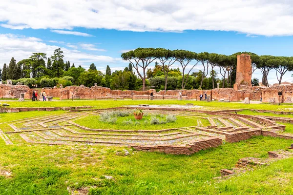 Nyolcszögletű szökőkút a Domus Flavia-nál a Palatine Hill-en, Róma, Olaszország — Stock Fotó
