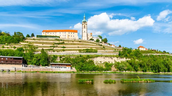 Melnik Castle on the hill above Labe and Vltava River confluence, Czech Republic — Stock Photo, Image