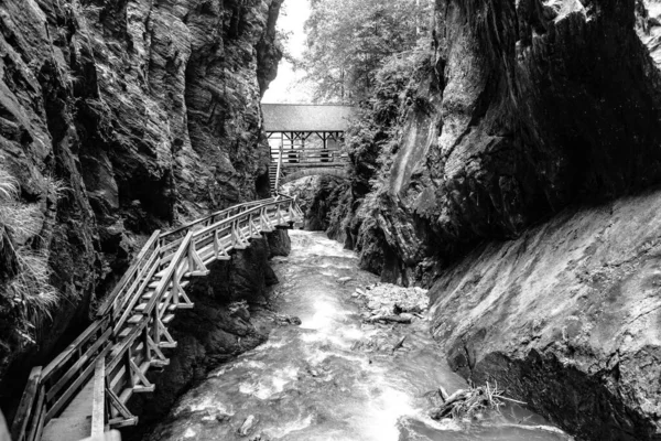 Sigmund Thun Gorge. Cascade valley of wild Kapruner Ache near Kaprun, Austria — Stock Photo, Image