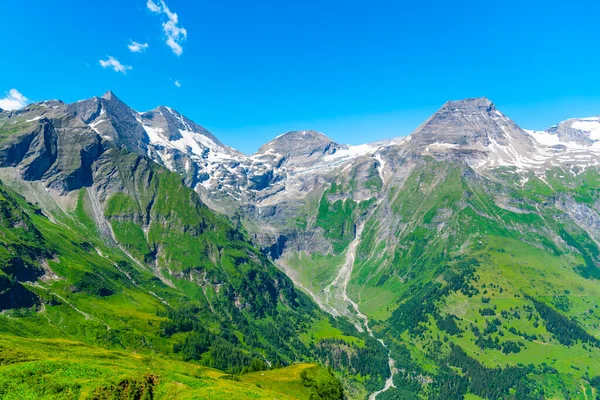 Alte montagne di Alti Tauri intorno Grossglockner. Alpi austriache, Austria — Foto Stock