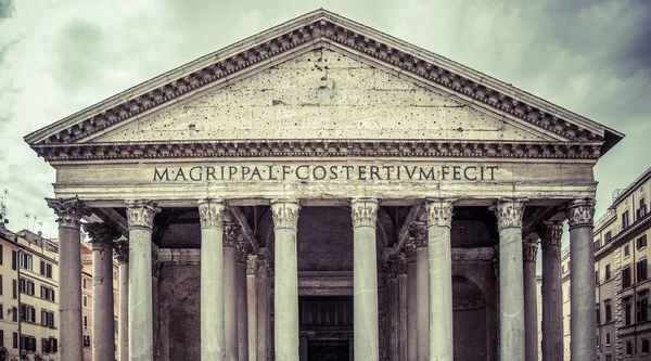 Panteão - antiga igreja romana em Roma, Itália — Fotografia de Stock