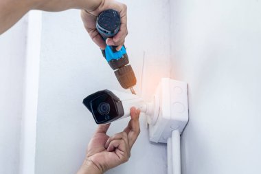 Bir Cctv kızılötesi kamera teknolojisi 4.0 insanların güvenlik alanı bakmak için.