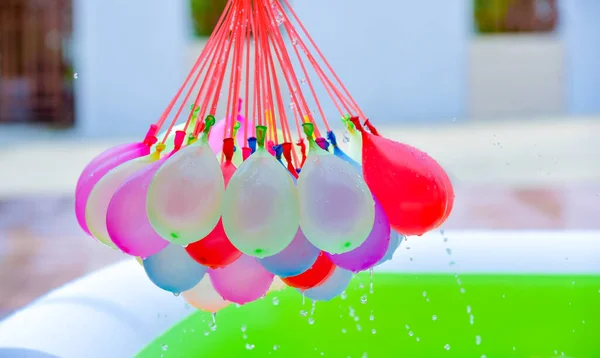 Globos Agua Coloridos Jugando Temporada Verano —  Fotos de Stock