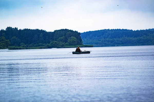 Pescadores Lago Barco — Foto de Stock