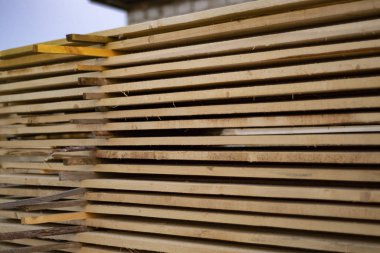 stok katlanmış kenarlı tahta