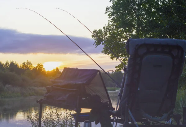 Luminoso Tramonto Autunnale Sul Fiume — Foto Stock