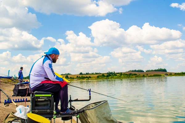 Pêche Sportive Par Mangeoire Biélorussie Sur Volma Août 2020 — Photo