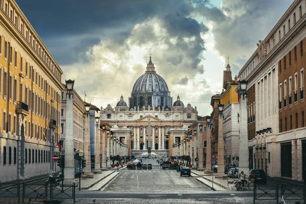 Rom Italien Juni 2020 Sankt Peterskupolen Vatikanstaten Roms Historiska Centrum — Stockfoto