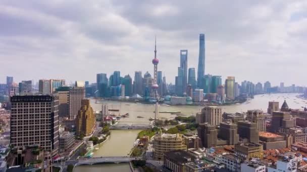 Shanghai-Stadt. Stadtbezirk Lujiazui und Fluss Huangpu. China. Luftbild — Stockvideo