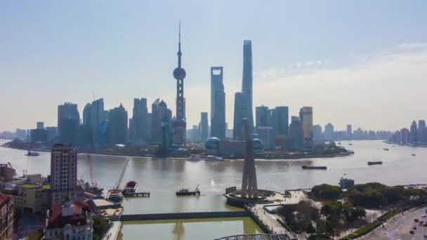 Shanghai City. Stedelijke Lujiazui skyline en Huangpu River. China. Luchtfoto — Stockvideo