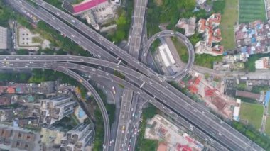 Guangzhou, Çin 'deki Karmaşık Otoyol Kavşağı. Hava Dikey Yukarıdan Aşağı Görünümü