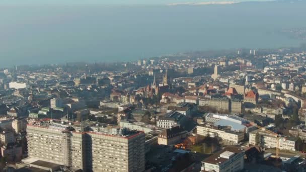 Lozan Şehri ve Cenevre Gölü. Vaud, İsviçre. Havadan Görünüm — Stok video