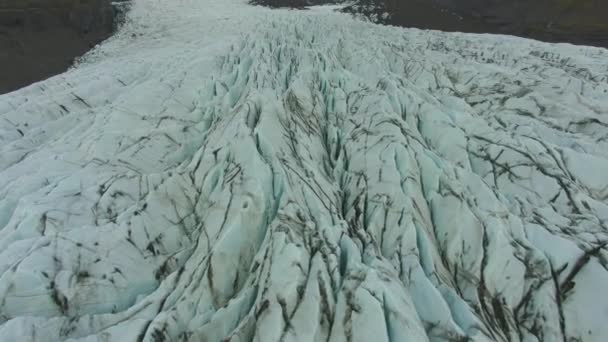 Ледник Svinafellsjokull. Исландия. Воздушный выстрел — стоковое видео