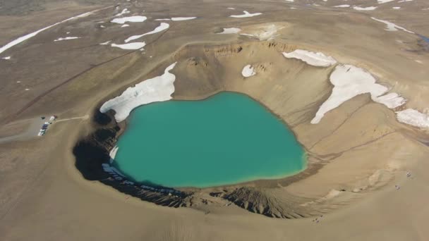 Krafla krater. Vulkanisk Caldera. Island. Utsikt från luften — Stockvideo