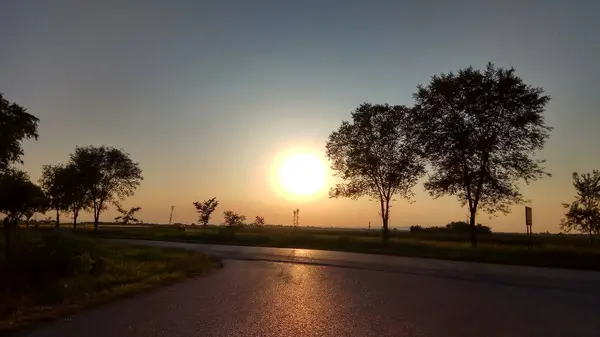 Schöner Blick Auf Den Sonnenuntergang — Stockfoto