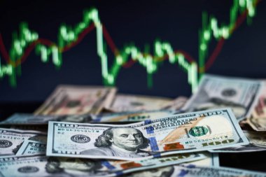 Bize para Döviz kurları dinamikleri bir zemin üzerine. Ticaret ve mali risk kavramı