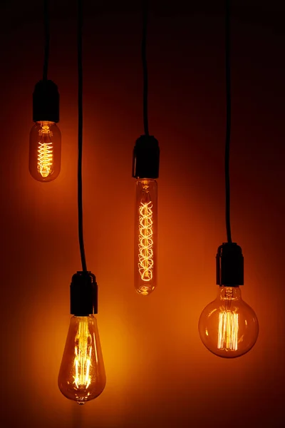 Набор Старинных Лампочек Оранжевом Фоне Светящаяся Лампочка Эдисона — стоковое фото