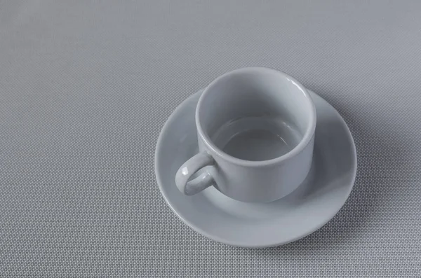 Tazza Caffè Bianco Vuoto Con Piattino Sfondo Bianco Strutturato Piatti — Foto Stock