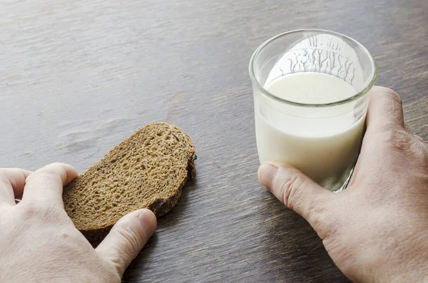 Adult Caucasian Male Eating Kefir Rye Bread One Hand Holds — Stock Photo, Image