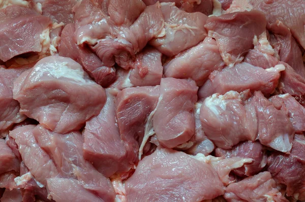 Tekstura Surowego Grubo Posiekanego Mięsa Kawałki Świeżej Wieprzowiny Pełnej Ramie — Zdjęcie stockowe