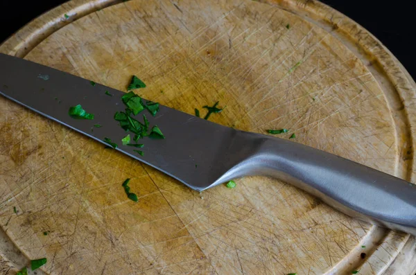 Крупный План Кухонного Ножа Деревянной Доске Нож Ручкой Нержавеющей Стали — стоковое фото