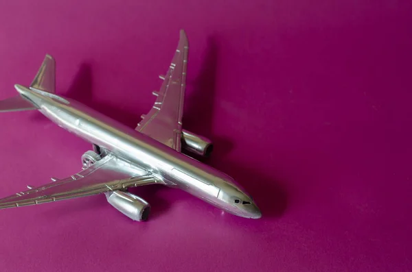 Model Passenger Plane Pink Background Silver Plane Close Air Transport — Stock Photo, Image