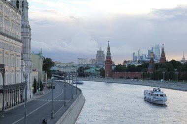 Moskova panoraması ile güzel bir gökyüzü