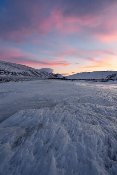 Dramatischer Sonnenuntergang Über Dem Eisigen See Der Arktischen Tundra Jamal — Stockfoto