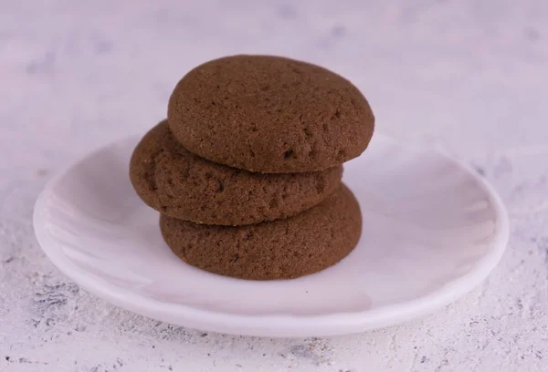 Three Chocolate Chip Cookies Small White Plate Close — Stock Photo, Image