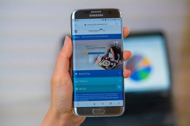 Cep telefonu Garuda Endonezya web sitesi