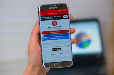 Cep telefonu pinterest web sitesi